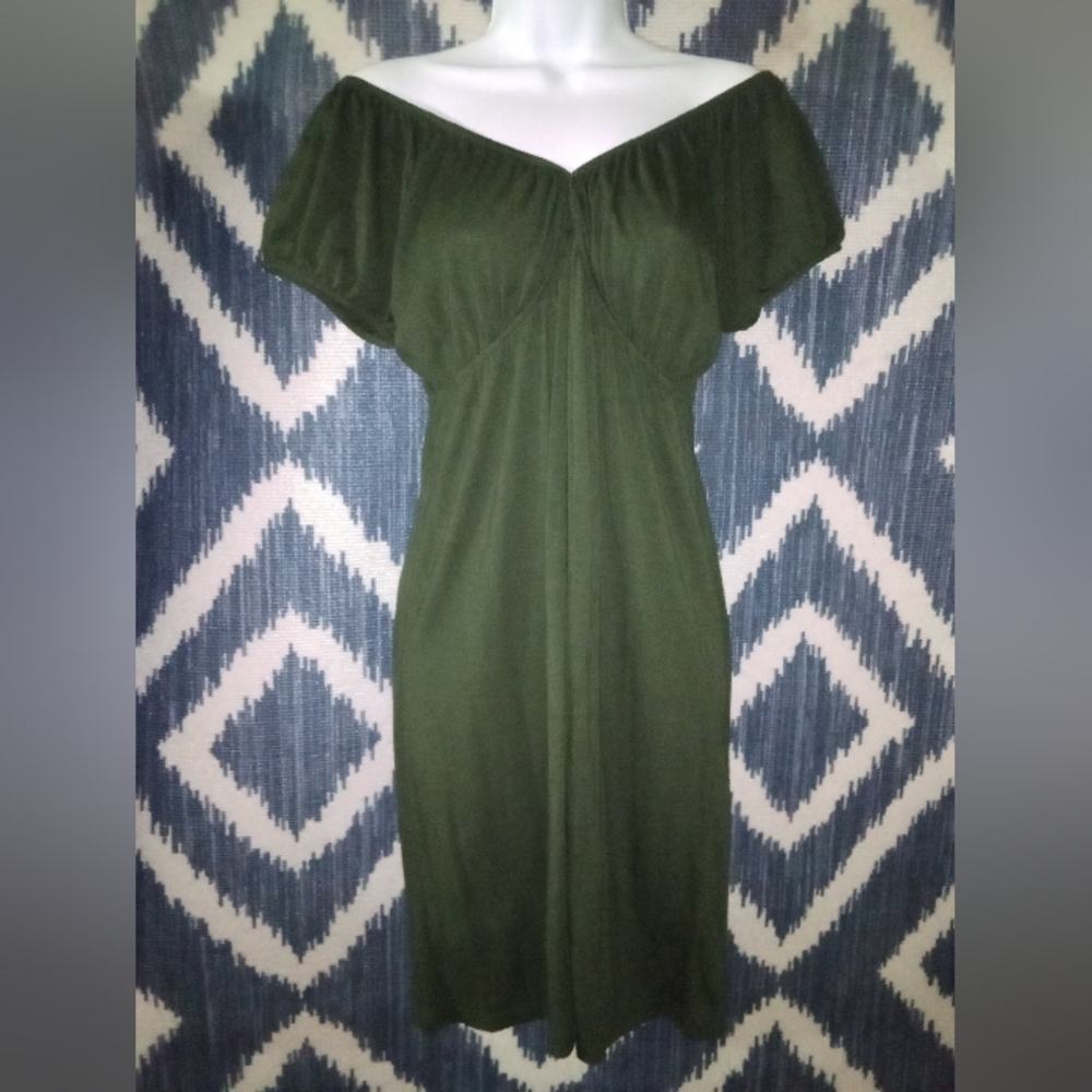 "So Sik" Women's Olive Green Midi Peasant Dress